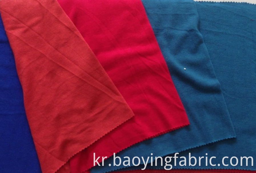 Coarse needle dyed cloth